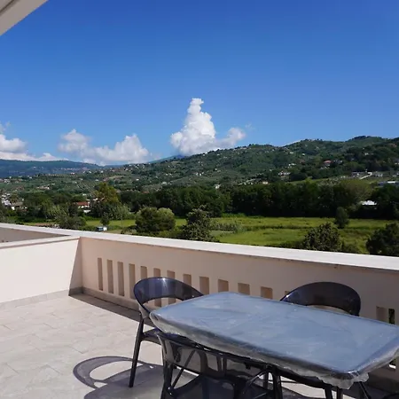 Tenuta Castaldi Farm stay *