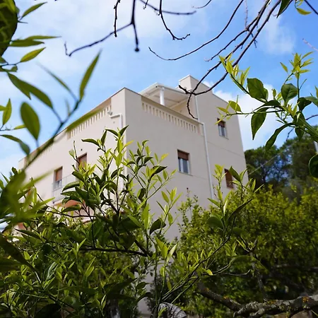 Tenuta Castaldi *